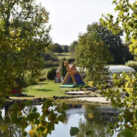 Camping Les Etangs De Plessac 3* 布朗托姆