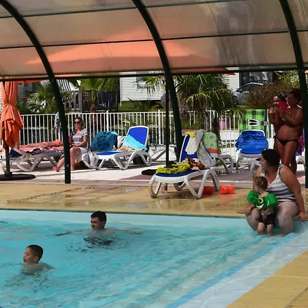Camping Les Etangs De Plessac