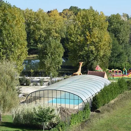Camping Les Etangs De Plessac